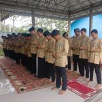 Siswa SMA Negeri 2 Sungai Keruh Rutin Laksanakan Shalat Berjamaah di Sekolah